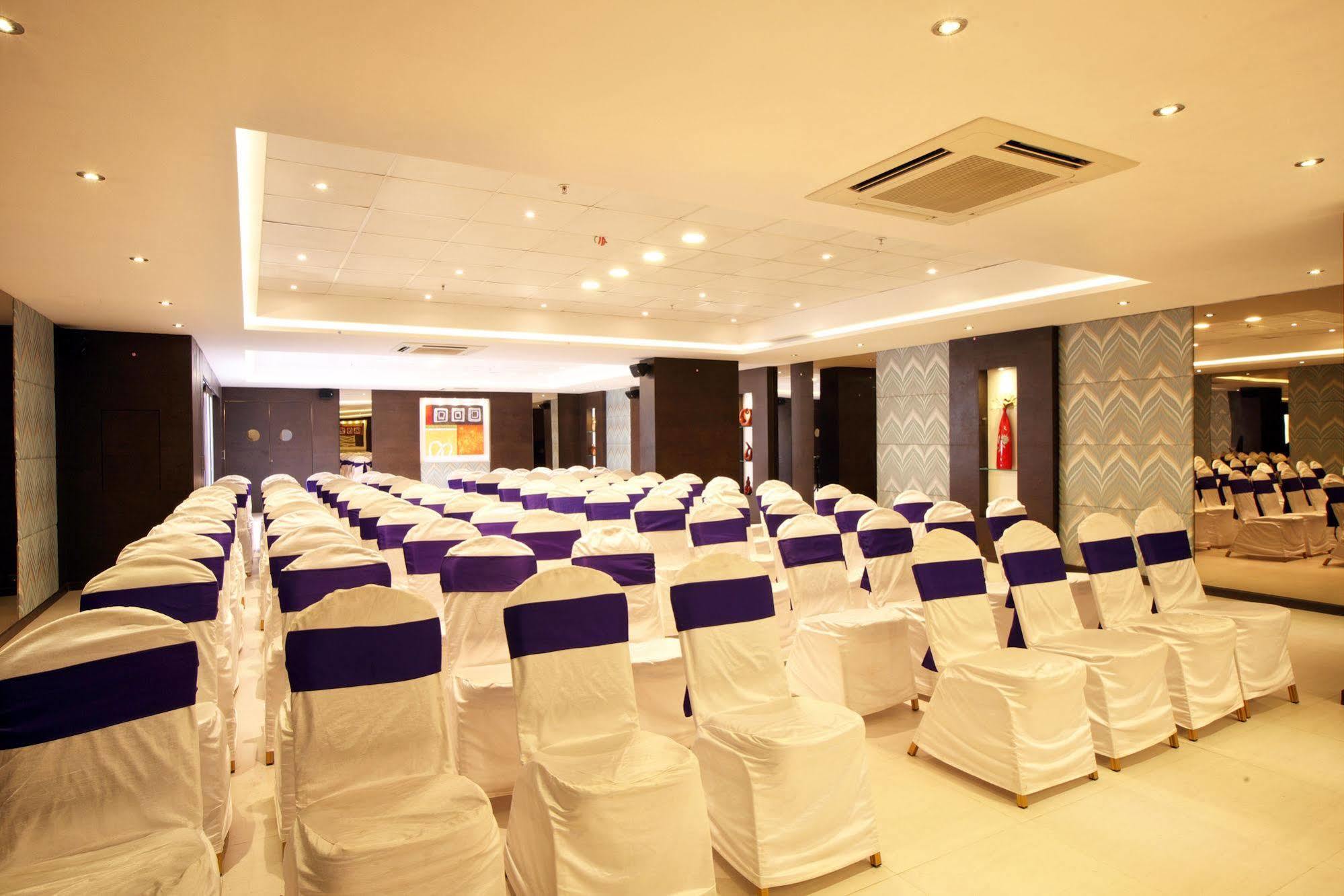 Octave Hotel & Spa - Sarjapur Road Bangalore Extérieur photo