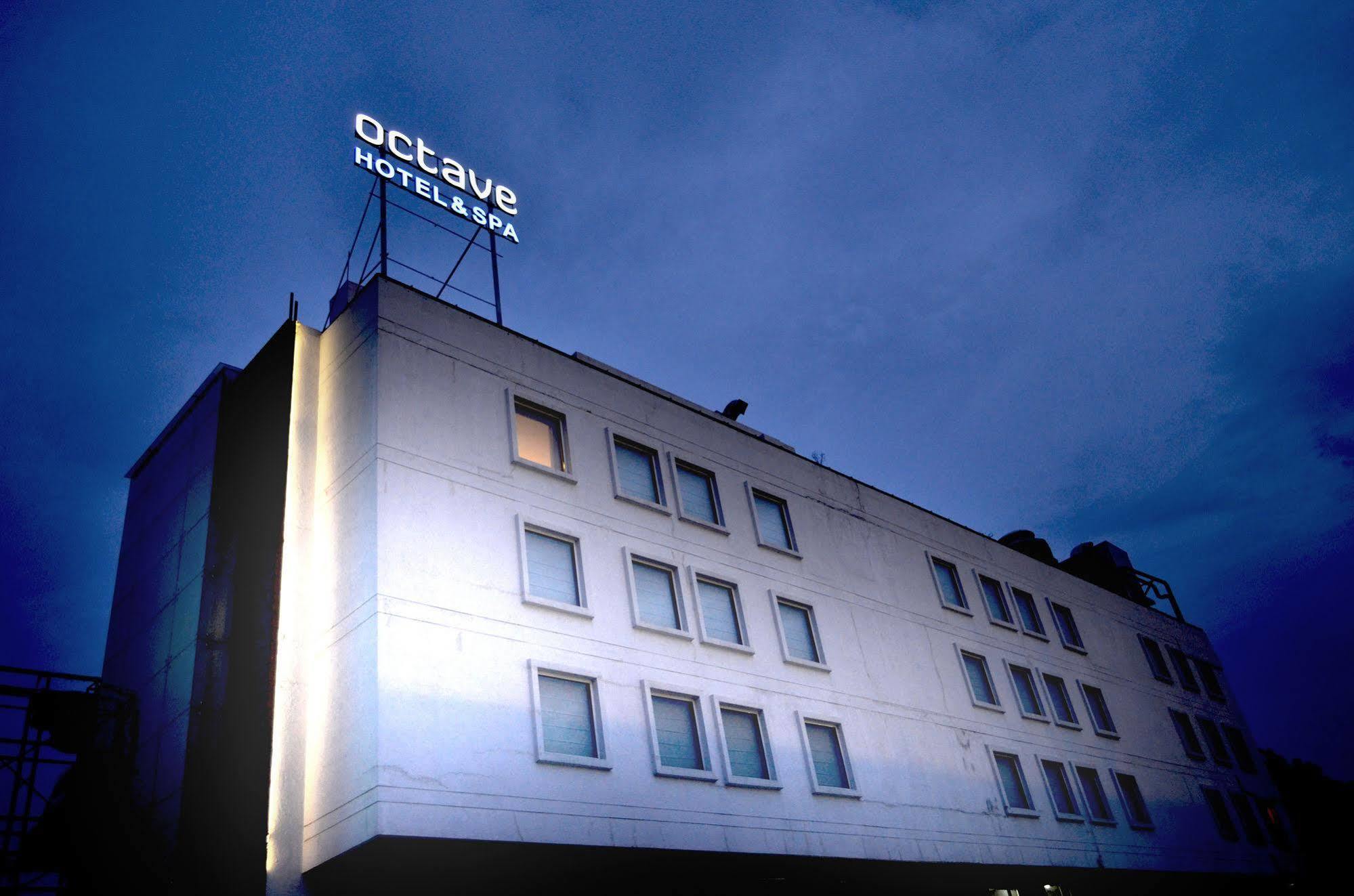 Octave Hotel & Spa - Sarjapur Road Bangalore Extérieur photo